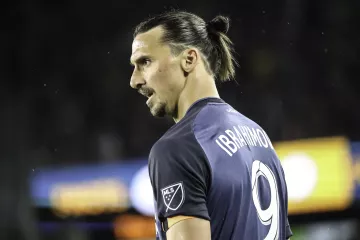 zlatan ibrahimovic opéré à l'hôpital privé jean mermoz